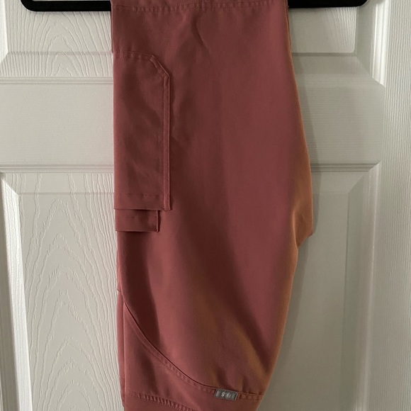 FIGS Kade XS TALL Mauve Scrub Pants - Picture 1 of 6